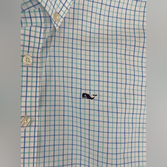 Vineyard and Vines Boys Long Sleeve Button Down Size 12-14 or Medium - Picture 2 of 6